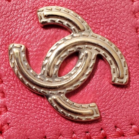 ♥️ Authentic Chanel Pink Quilted Zipper Top Coin Purse Wallet ❤️ - Picture 2 of 9